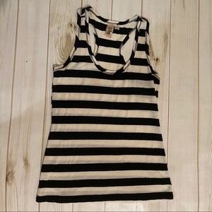 Striped razor top